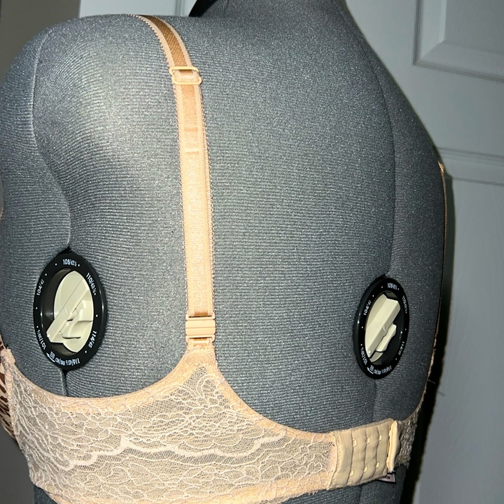 Victories Secret Lined Demi Bra Leopard Print with Lace Size 32DDD (F) Nuetrals - Picture 8 of 9